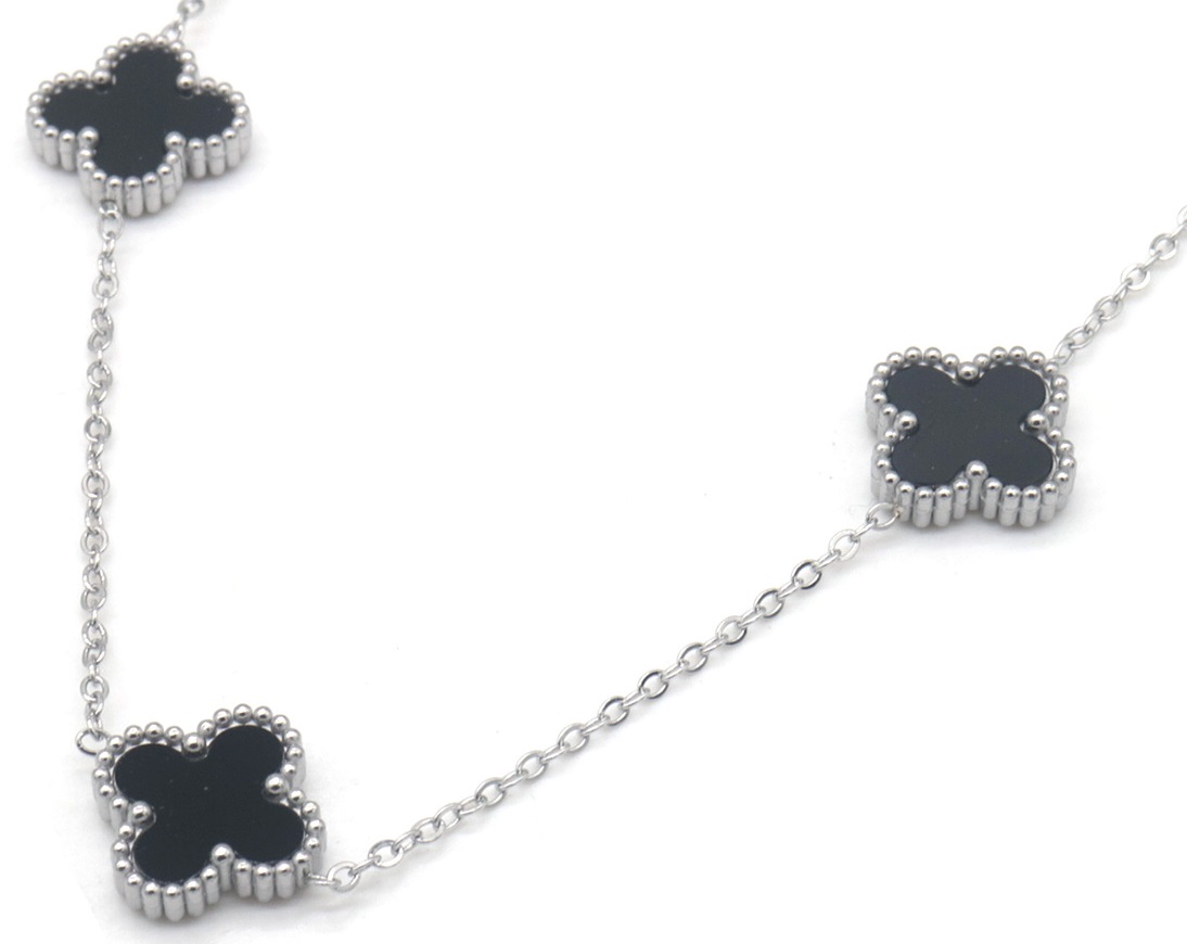 G-B20.5 N089-008S S. Steel Necklace Clovers Black